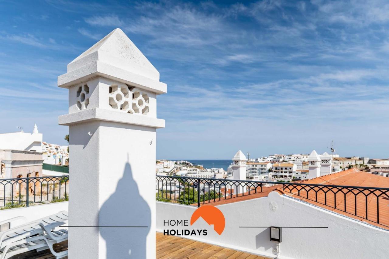 #164 Saradel 42 By Holidays Apartment